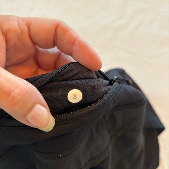 Lululemon Speed Up Short Black Grey size 8 - Picture 3 of 6